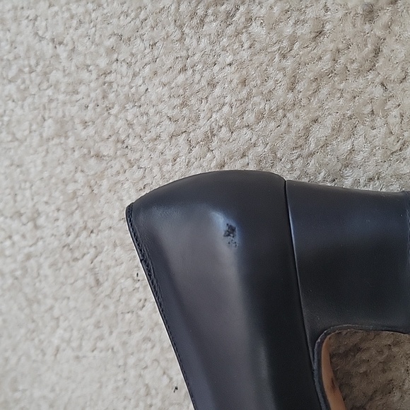 Ferragamo - Picture 6 of 7